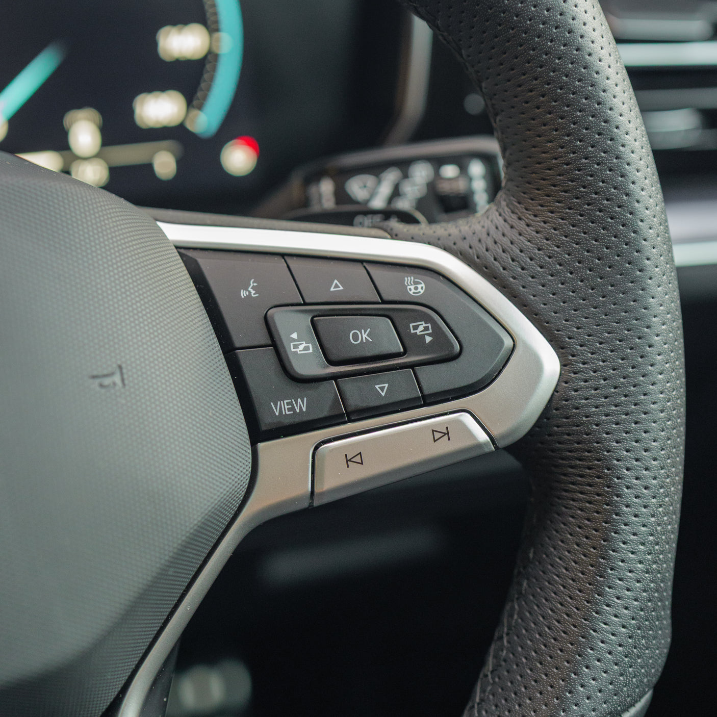 2025 VW Touareg Black Edition