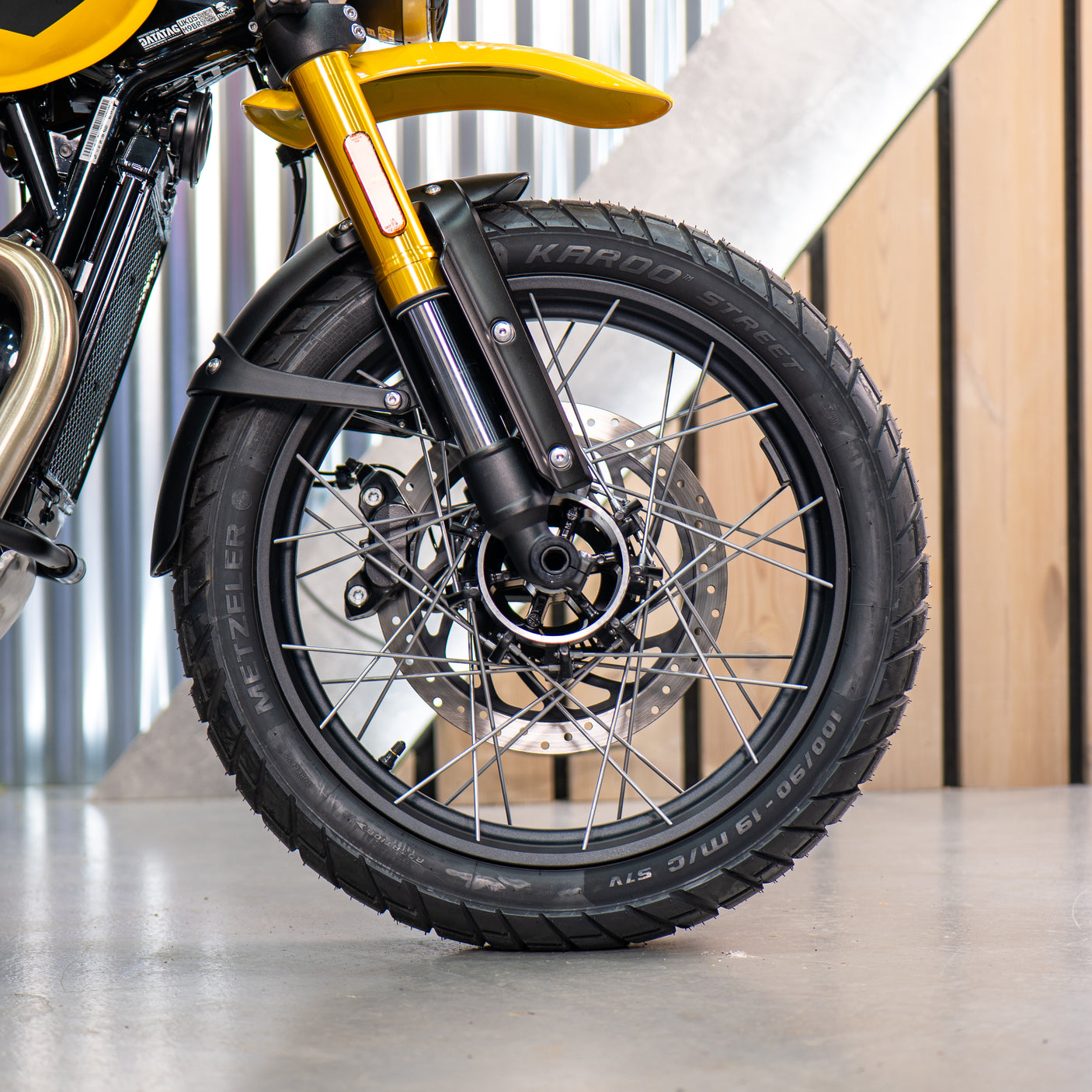 LOW ODDS: BRAND NEW Triumph Scrambler 400Xc