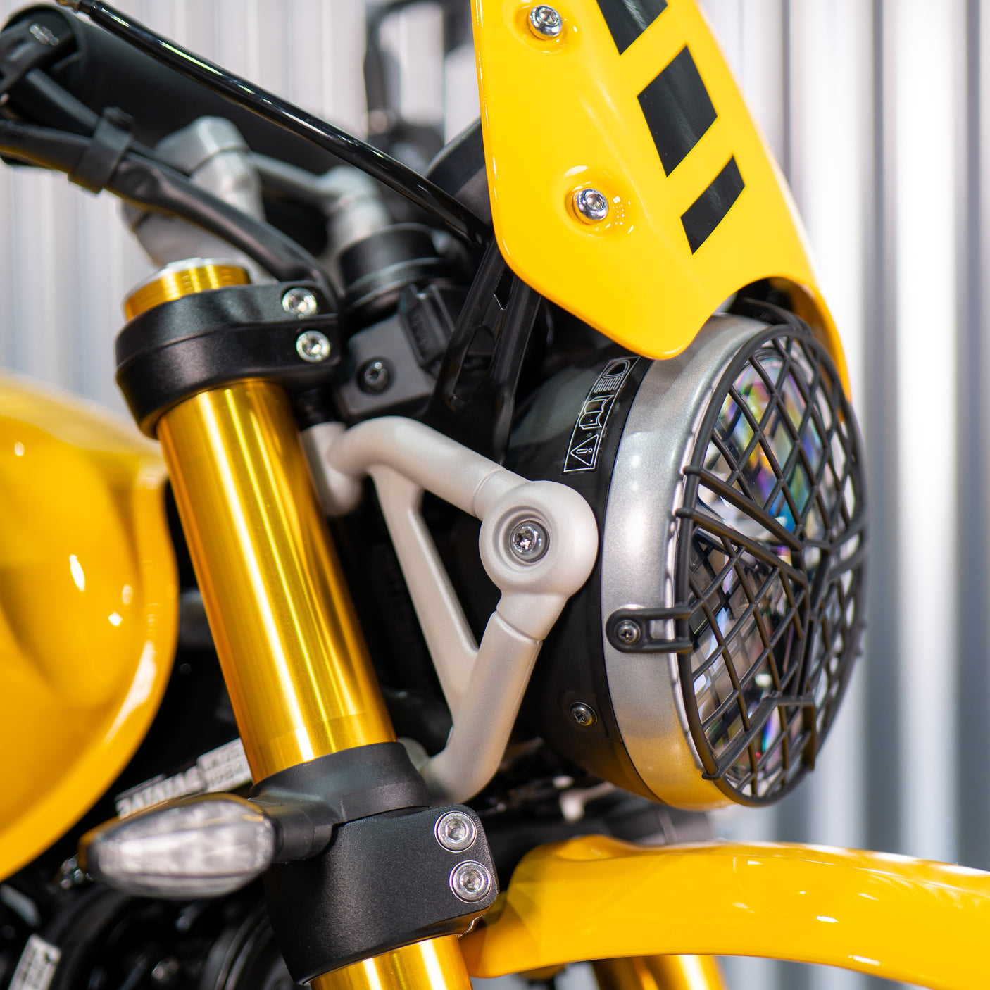 LOW ODDS: BRAND NEW Triumph Scrambler 400Xc