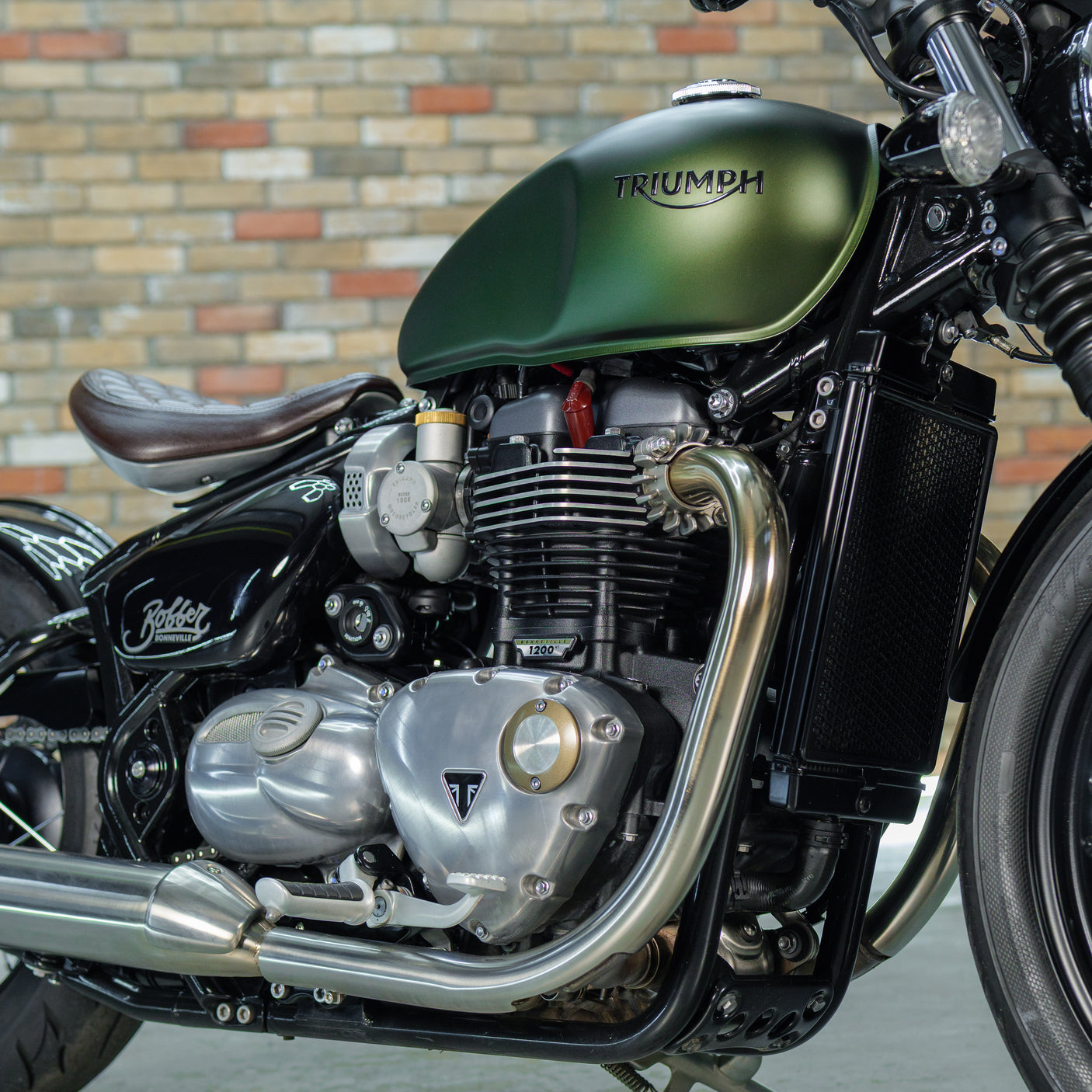Ironstone Triumph Bobber