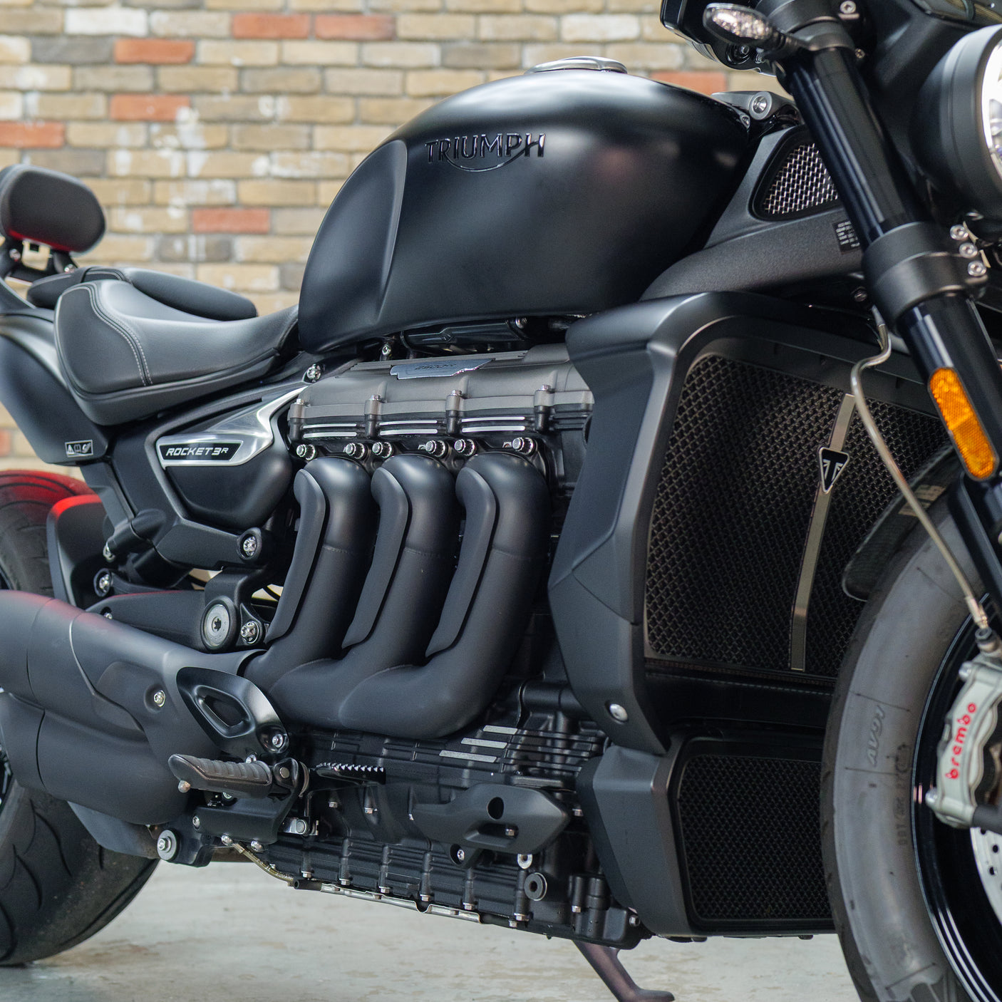 2021 Triumph Rocket 3R Triple Black