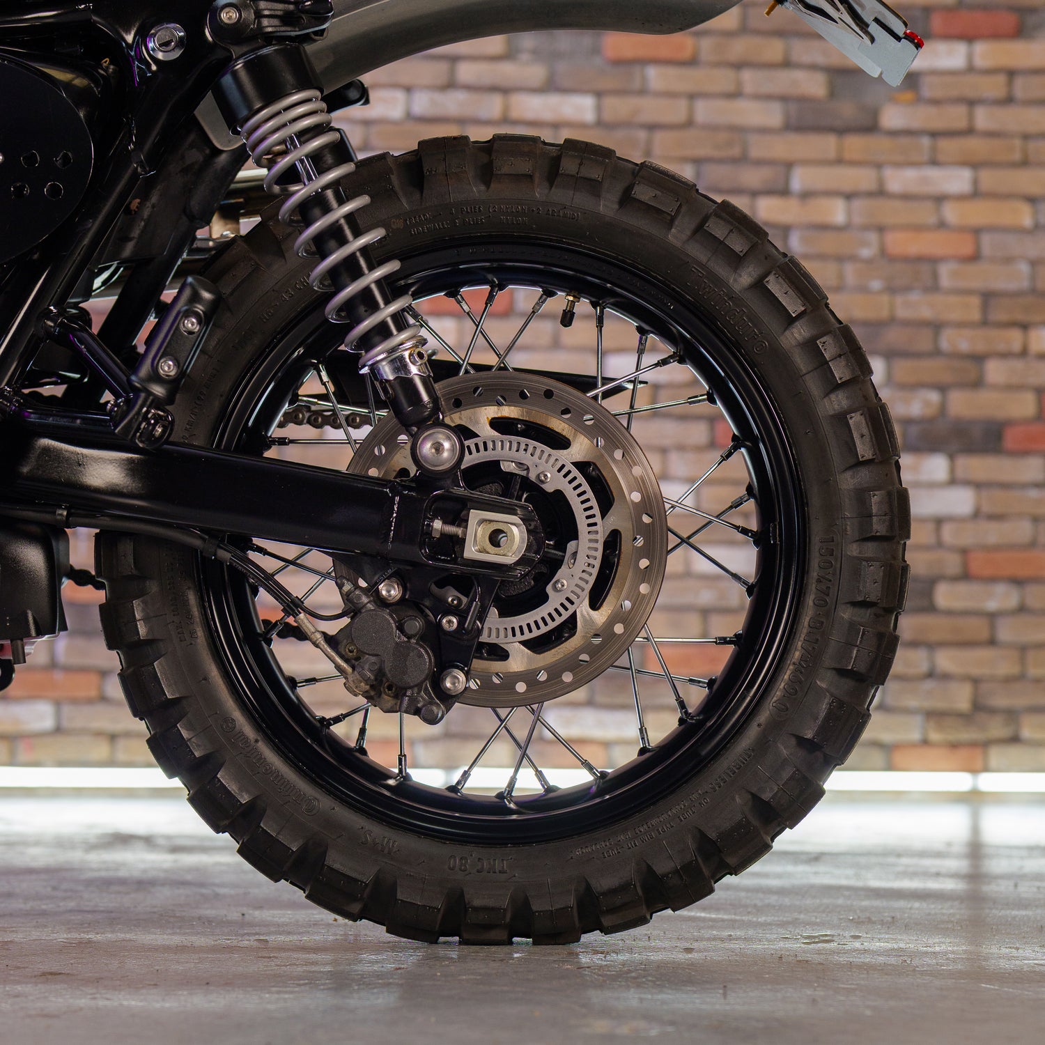 Custom 2023 Triumph Scrambler 900