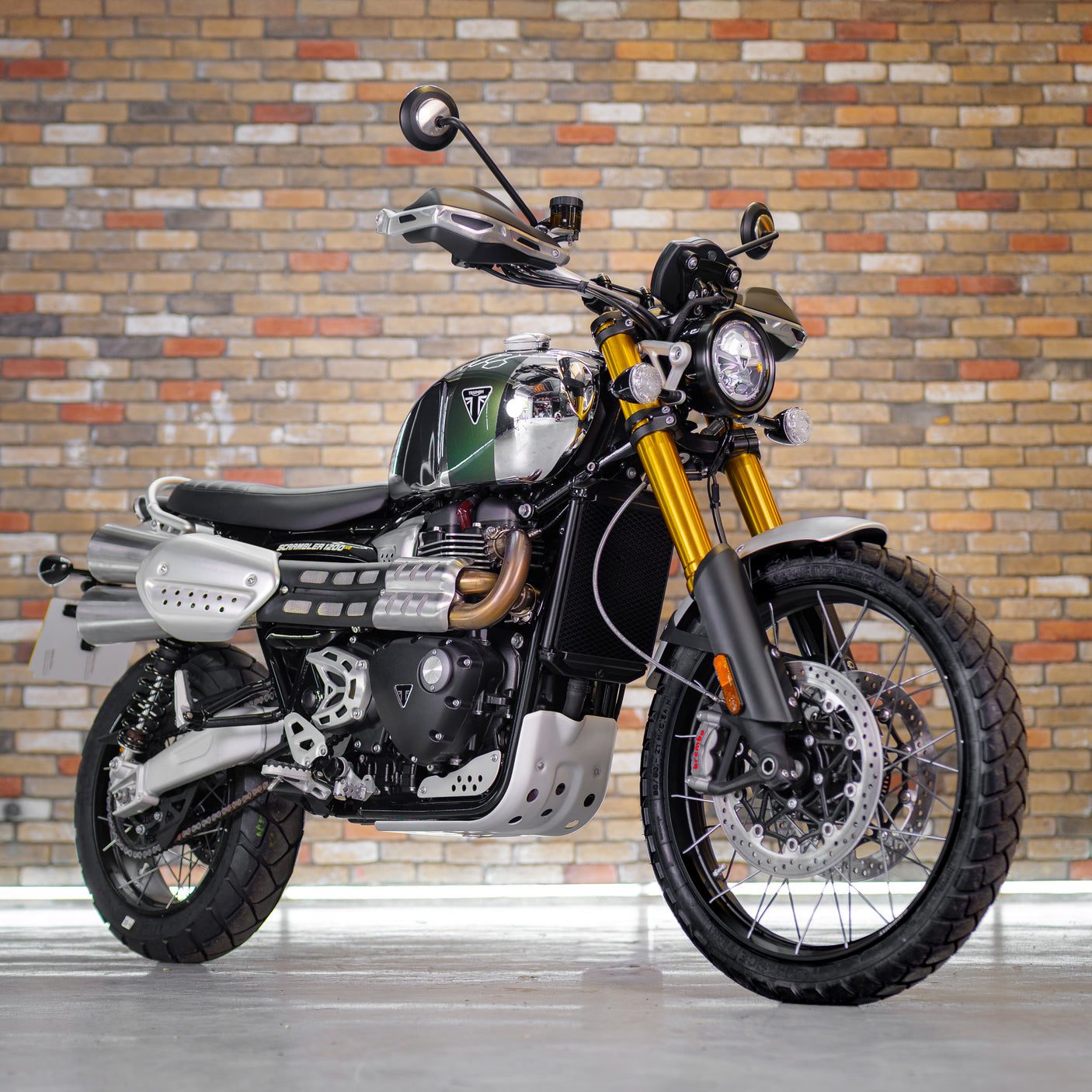 2023 Triumph Scrambler 1200 XE Chrome