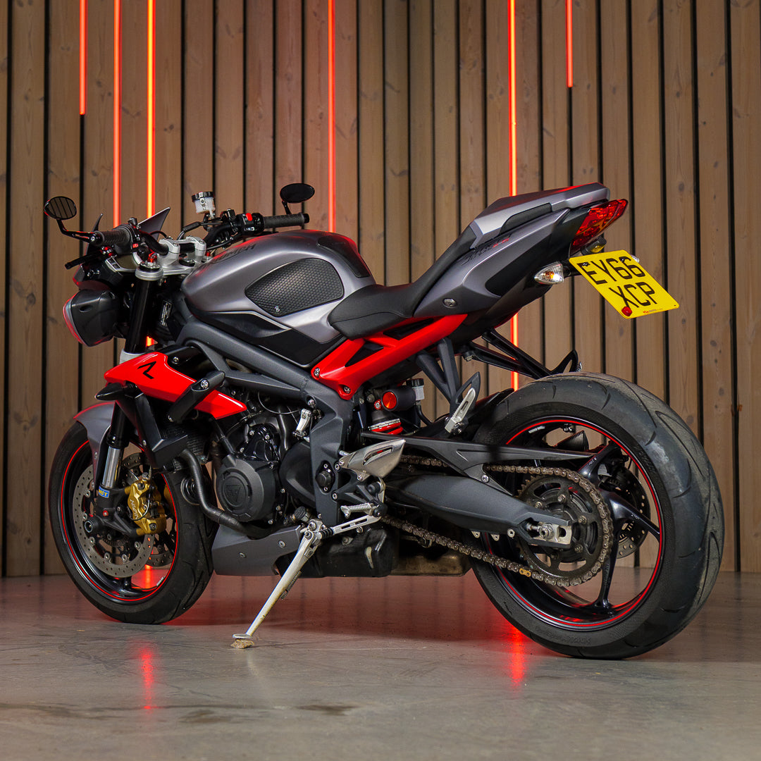 Triumph Street Triple 675R