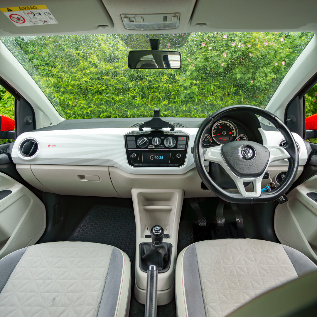 VOLKSWAGEN UP BEATS EDITION