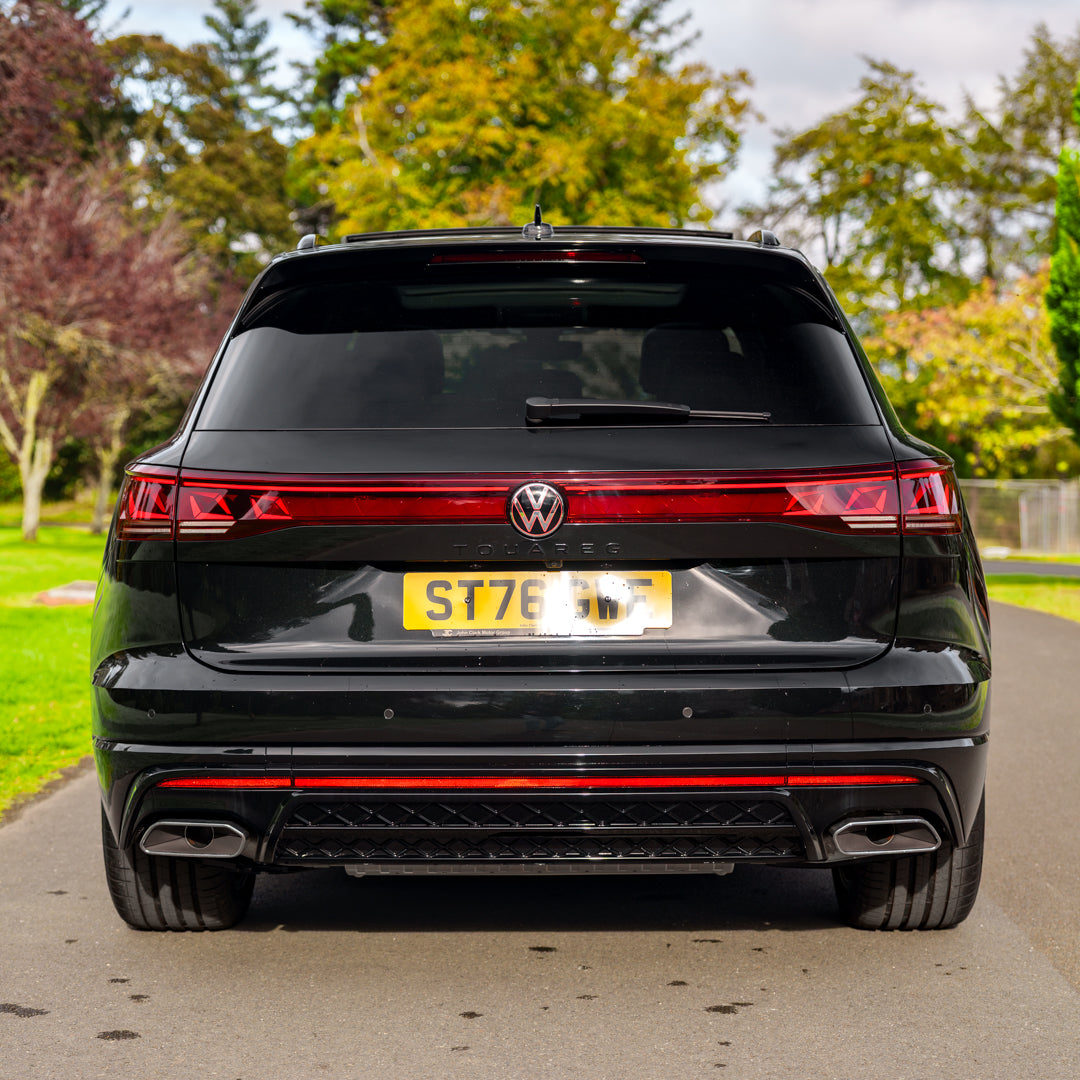 VW Touareg 3.0L V6 Black Edition