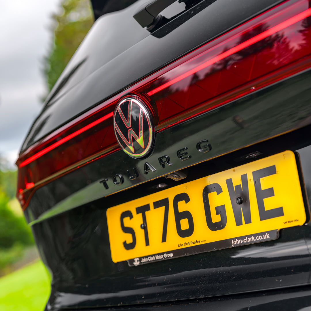 VW Touareg 3.0L V6 Black Edition