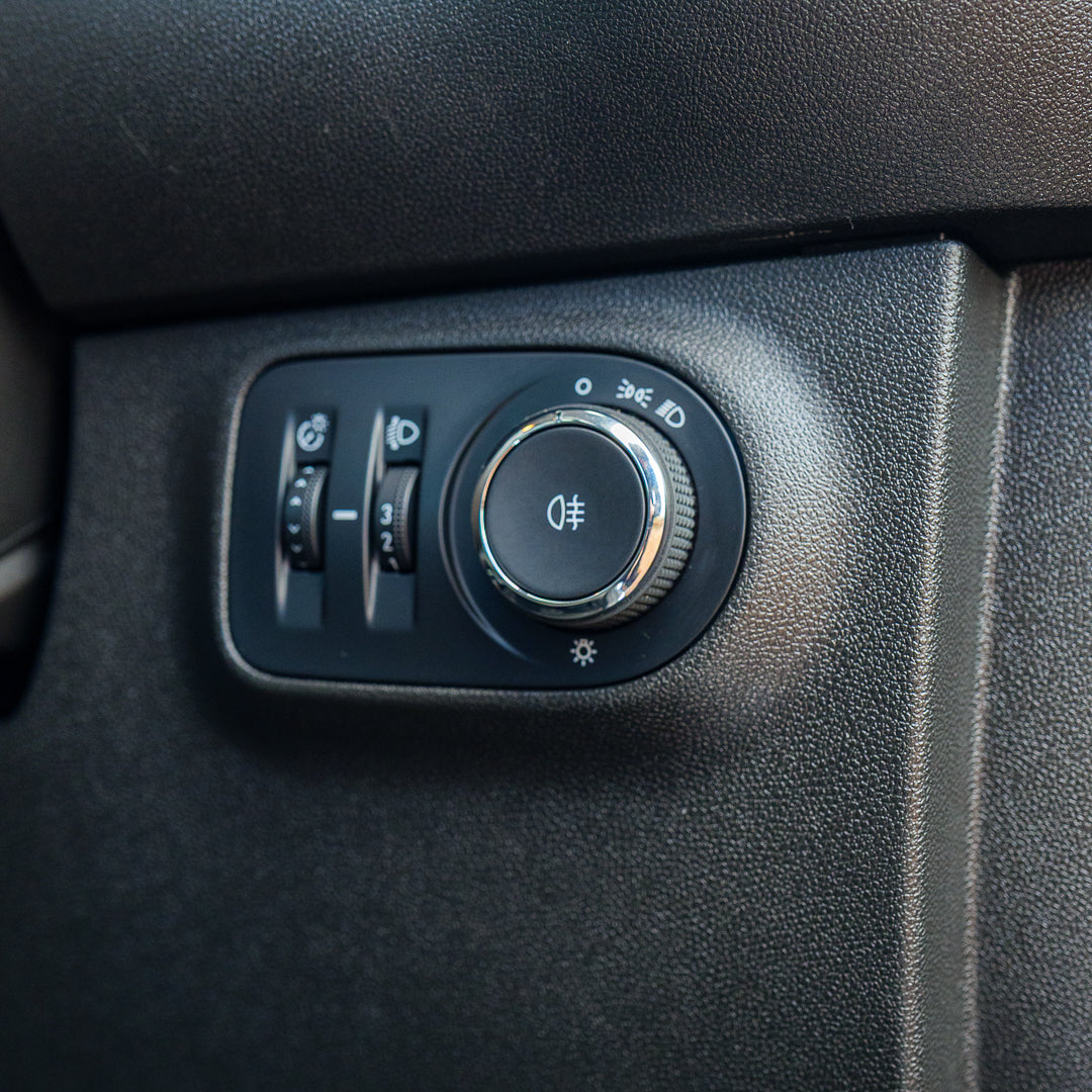 Daily Car - Vauxhall Adam Glam