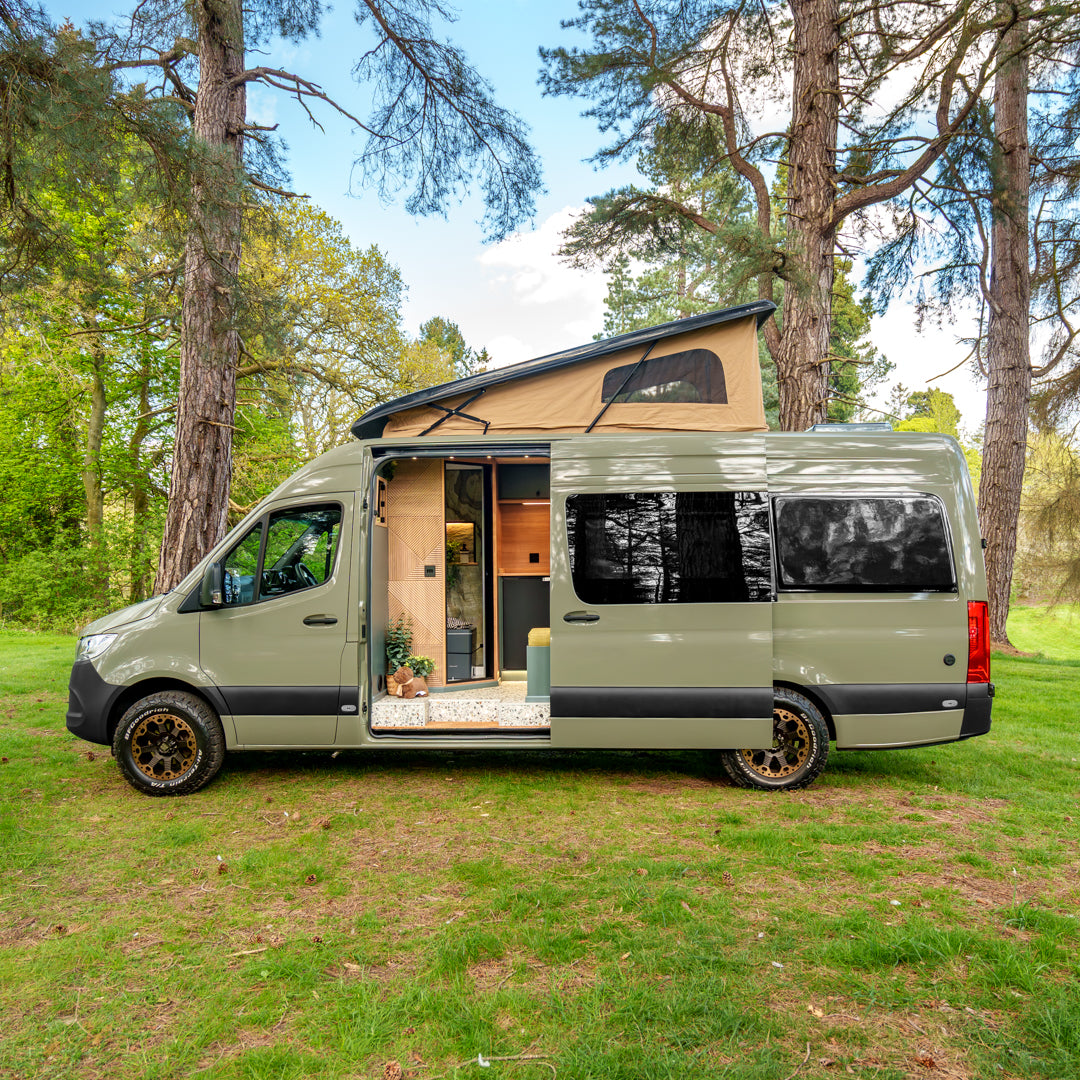 Victoria - Automatic Off Grid Luxury 4 berth Campervan