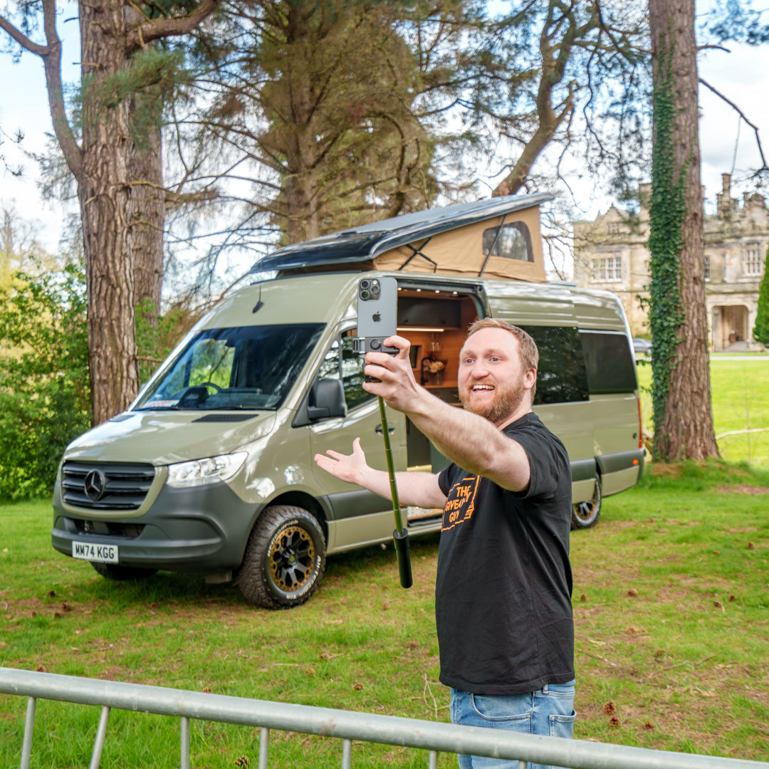 Victoria - Automatic Off Grid Luxury 4 berth Campervan