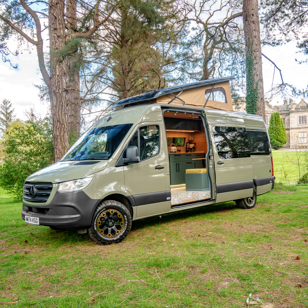 Victoria - Automatic Off Grid Luxury 4 berth Campervan