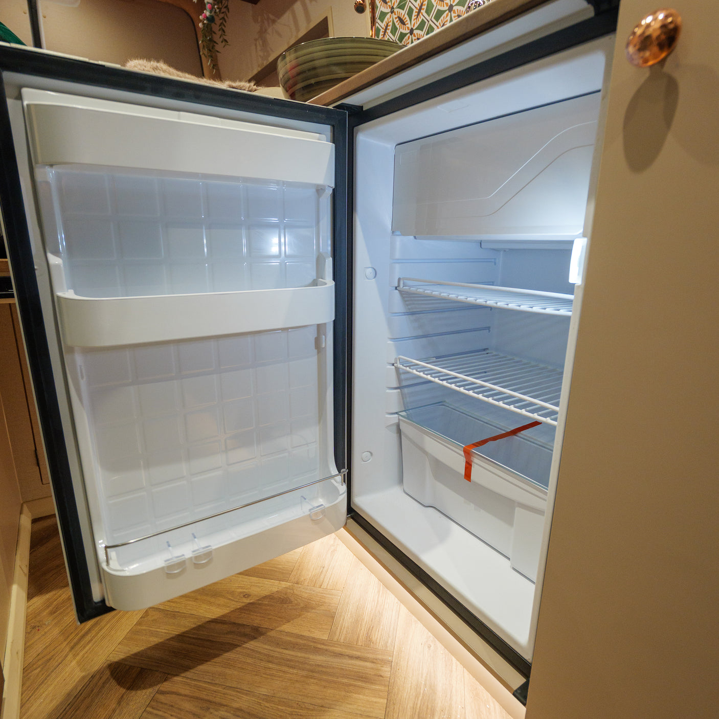 Vienna - 4 berth Automatic Custom Camper