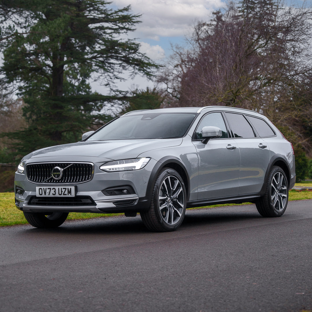 Automatic VOLVO V90 CROSS COUNTRY B6 300 AWD ULTIMATE MHEV