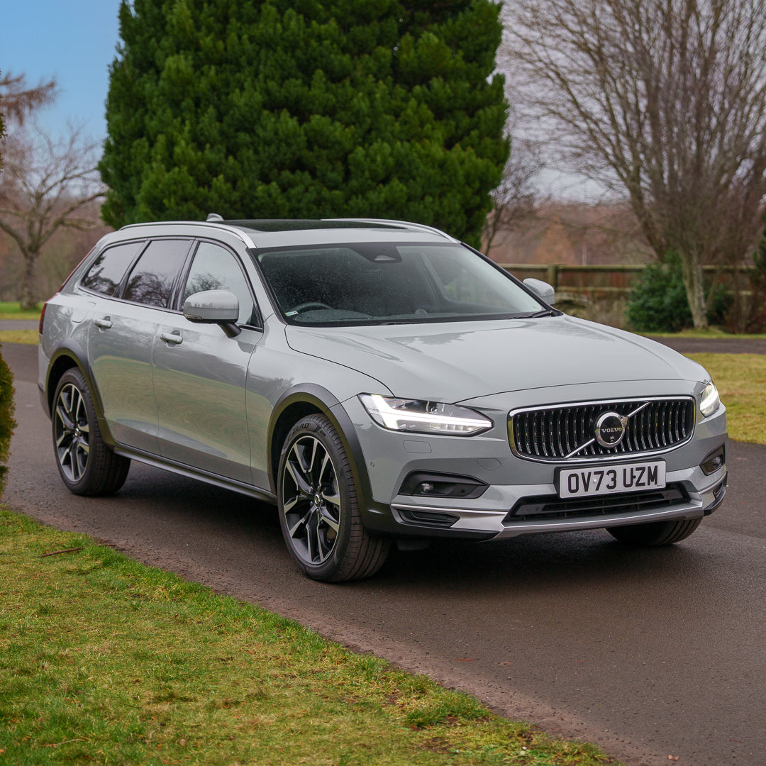 Automatic VOLVO V90 CROSS COUNTRY B6 300 AWD ULTIMATE MHEV