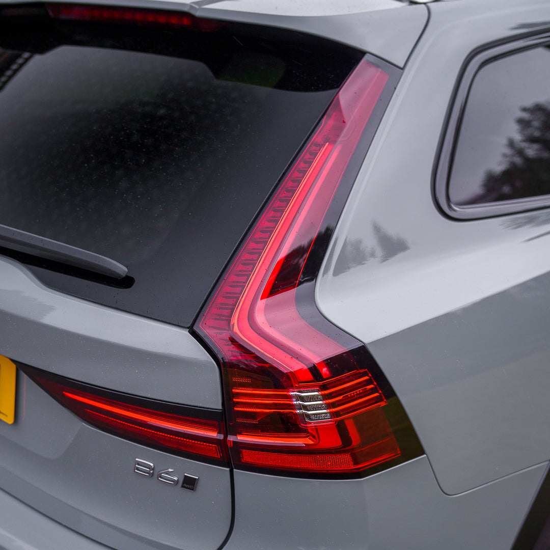 Automatic VOLVO V90 CROSS COUNTRY B6 300 AWD ULTIMATE MHEV