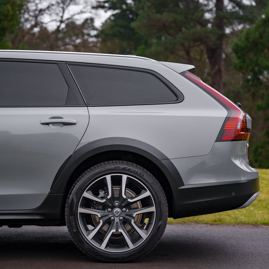 Automatic VOLVO V90 CROSS COUNTRY B6 300 AWD ULTIMATE MHEV