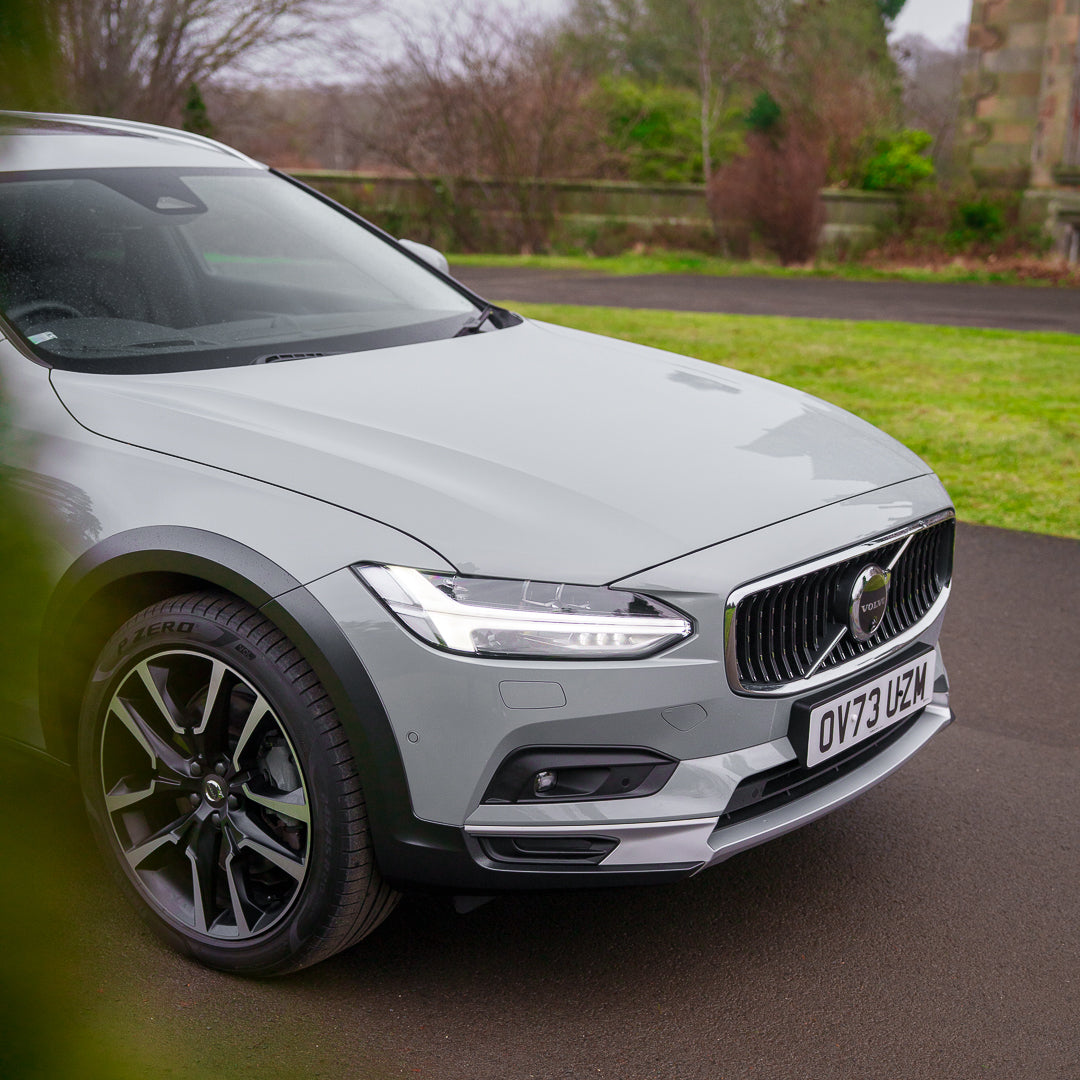 Automatic VOLVO V90 CROSS COUNTRY B6 300 AWD ULTIMATE MHEV