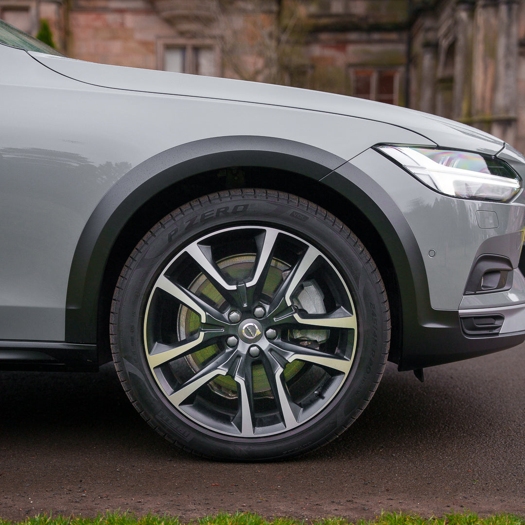 Automatic VOLVO V90 CROSS COUNTRY B6 300 AWD ULTIMATE MHEV