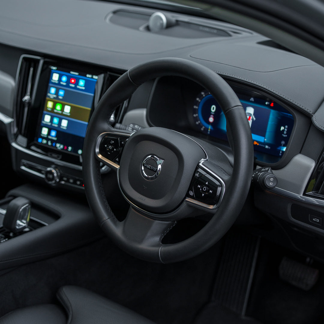 Automatic VOLVO V90 CROSS COUNTRY B6 300 AWD ULTIMATE MHEV