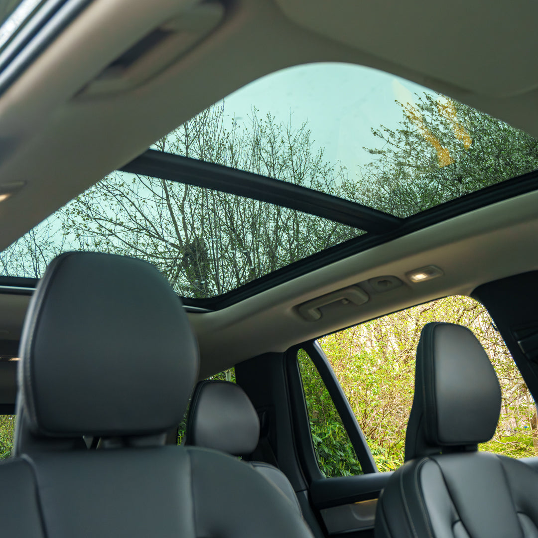 Brand New 7 seat Volvo XC-90