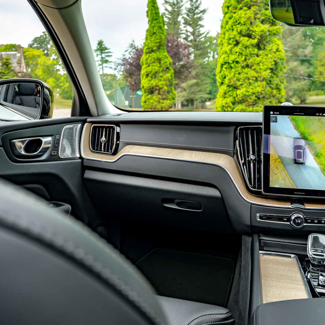 Automatic Volvo XC60 Ultra Dark Edition
