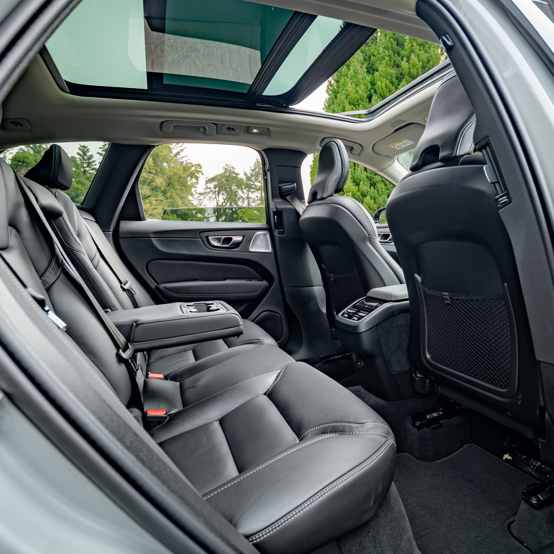 Automatic Volvo XC60 Ultra Dark Edition
