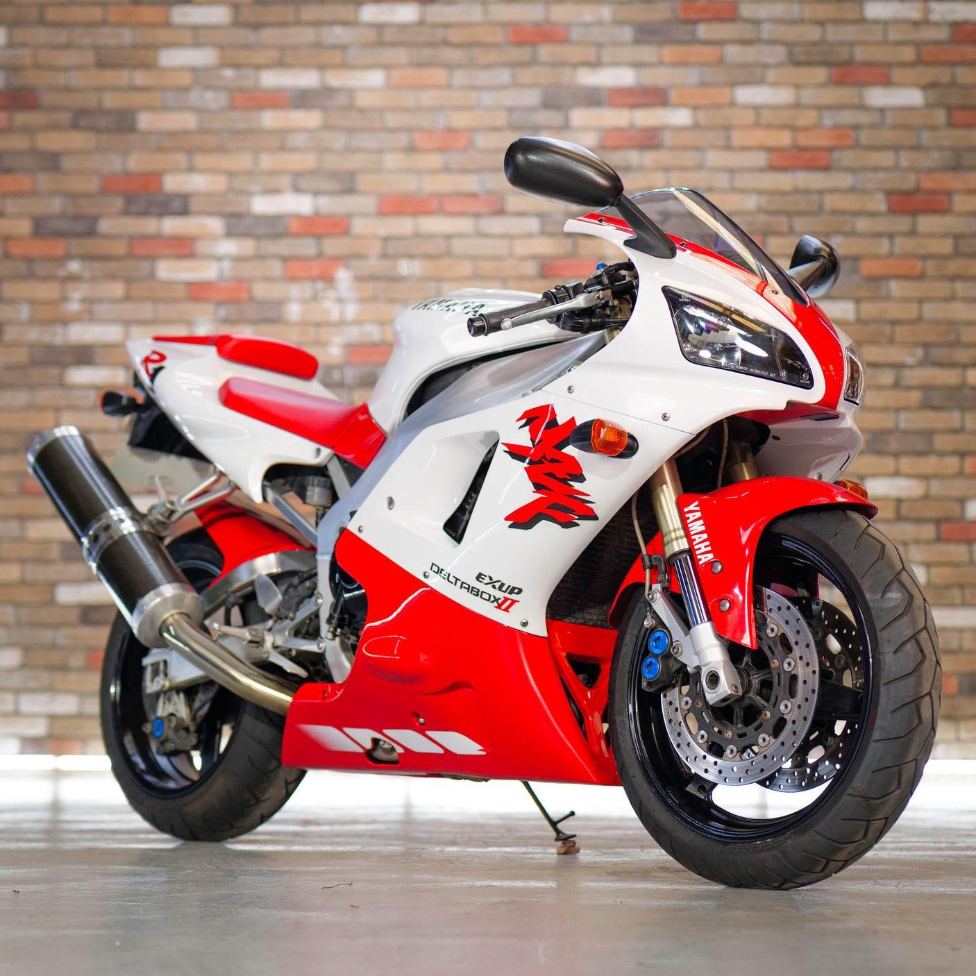 Immaculate 1998 Yamaha R1