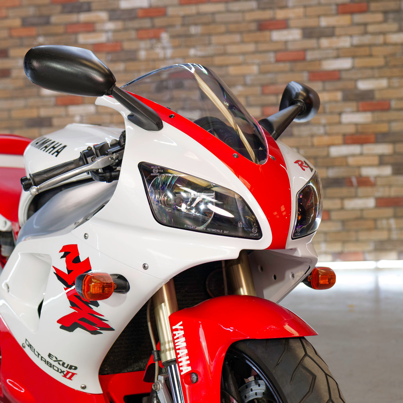 Immaculate 1998 Yamaha R1