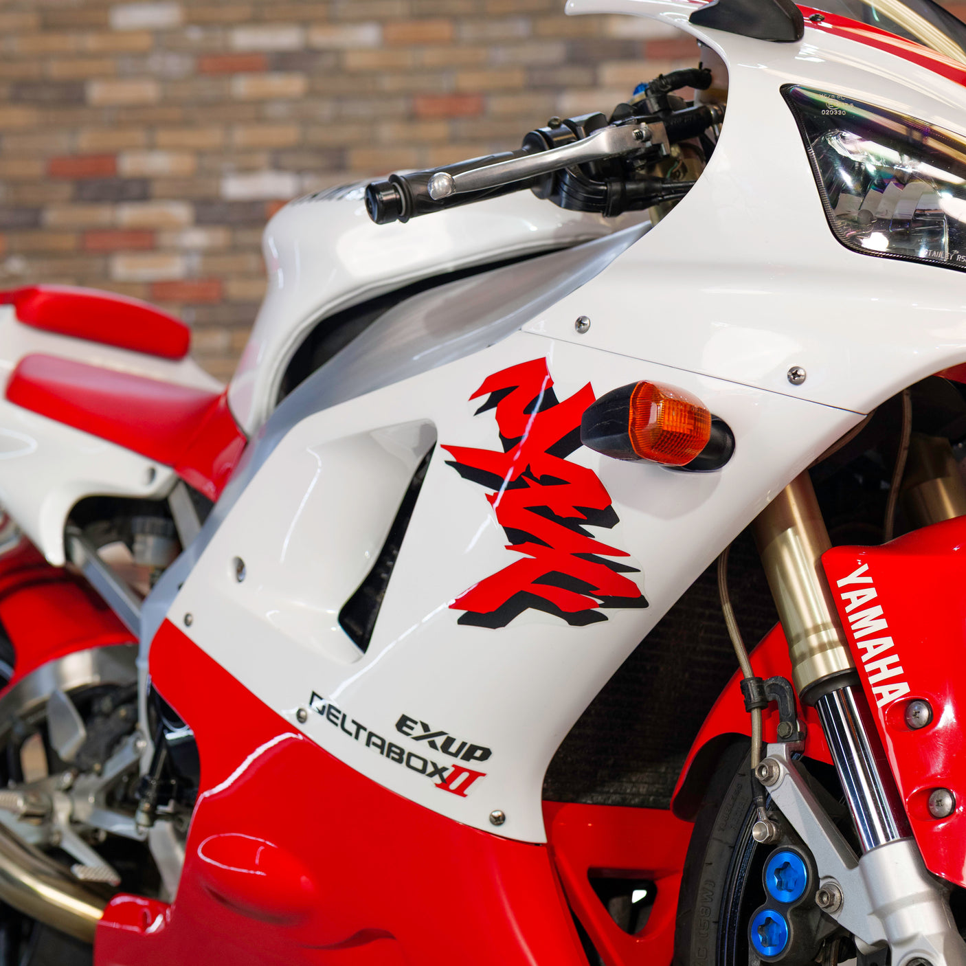 Immaculate 1998 Yamaha R1