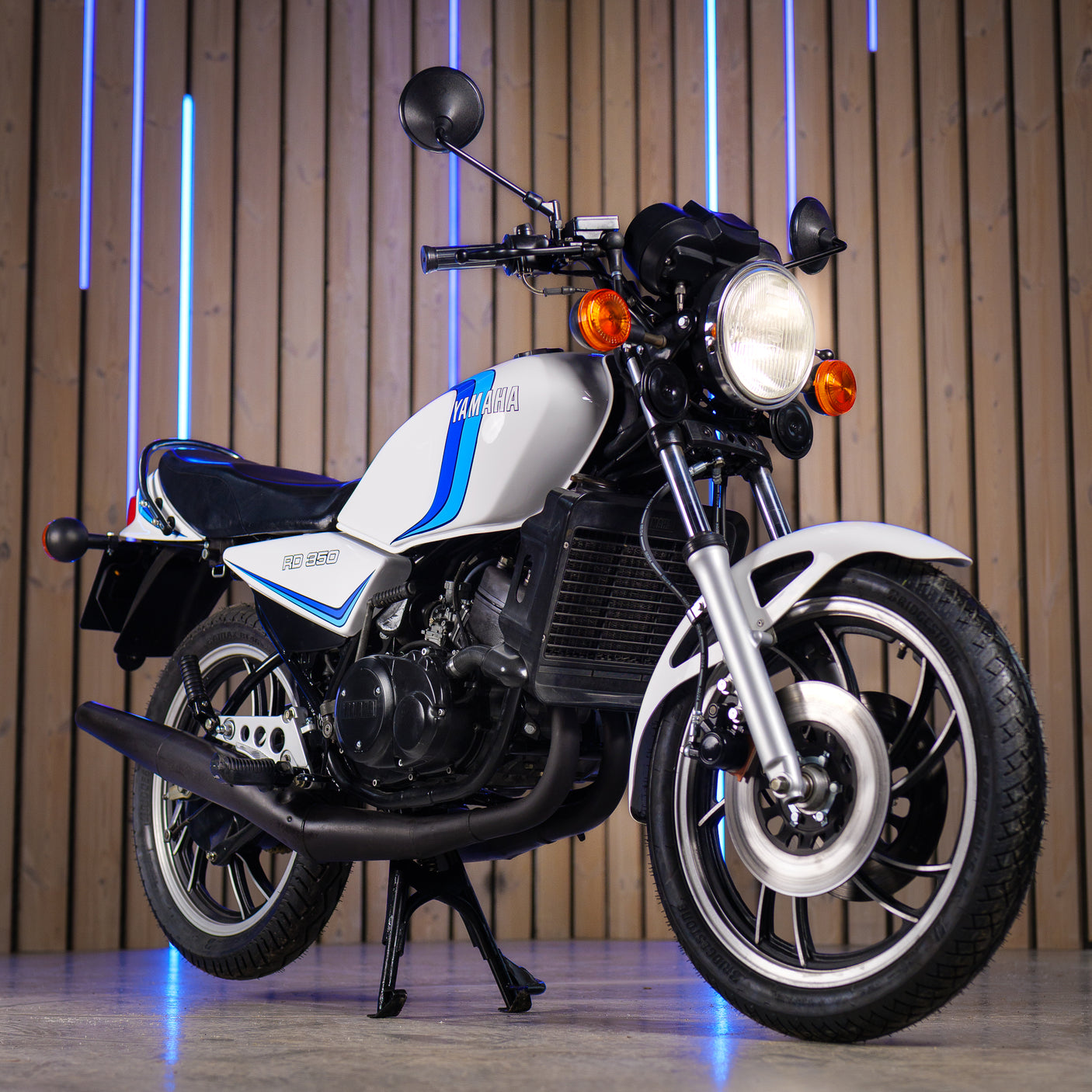 Fully Restored 1981 Yamaha RD350lc