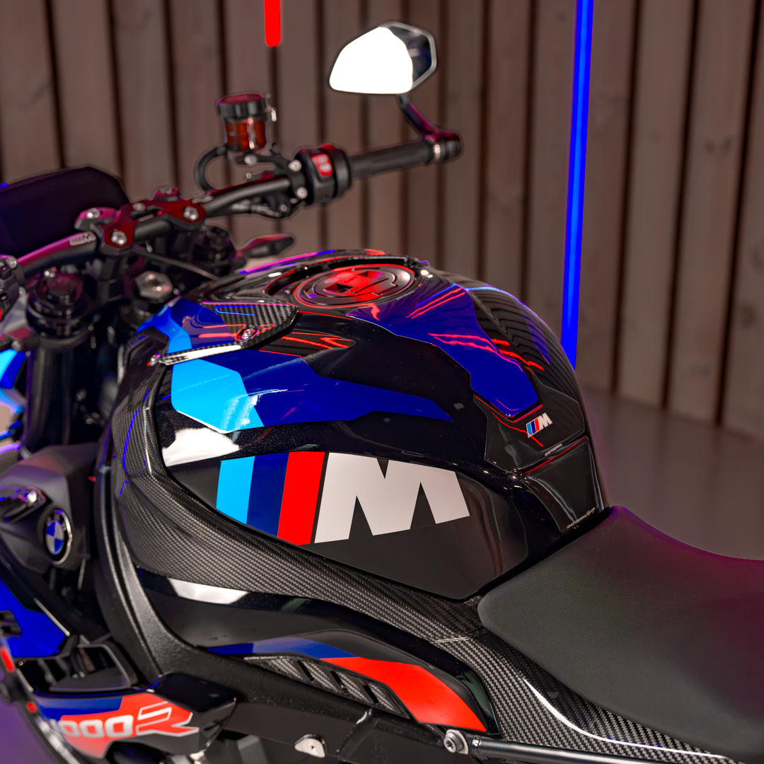 INSANE 2025 BMW M 1000R
