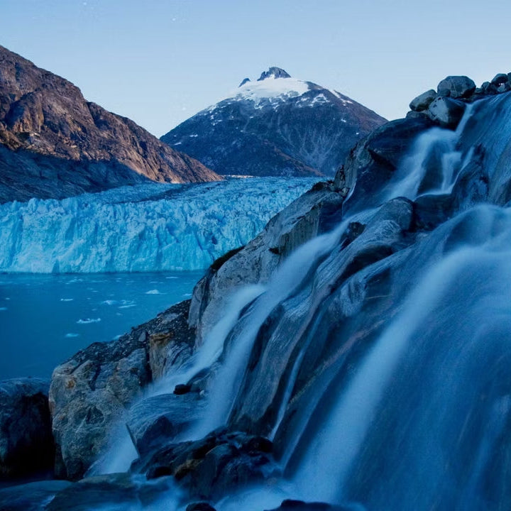 Luxury 7-Night Alaska Dawes Glacier Cruise for 2