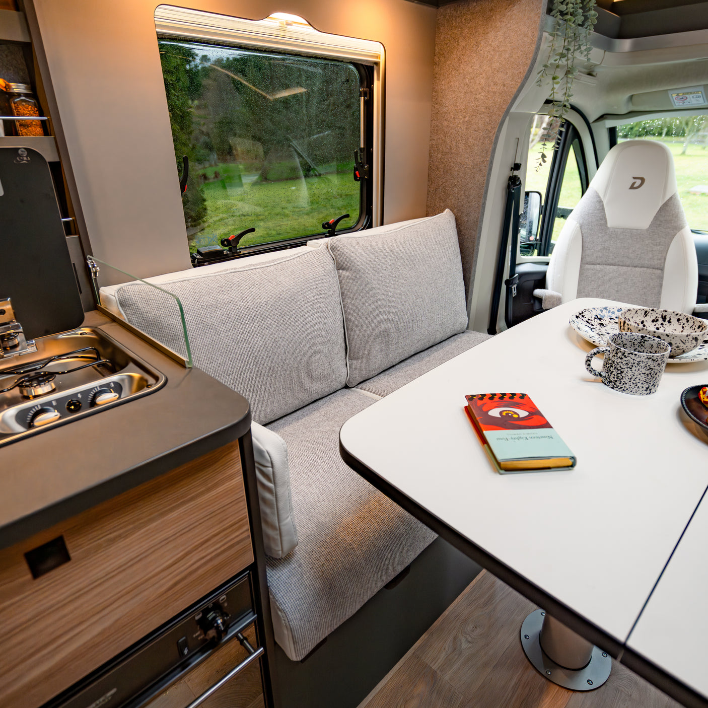 BRAND NEW: 2026 4 berth Automatic Dethleffs Trend