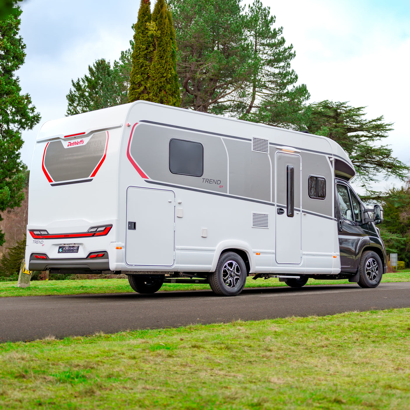 BRAND NEW: 2026 4 berth Automatic Dethleffs Trend