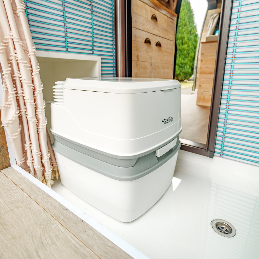 Isabella - Automatic Off Grid Luxury 4 berth Campervan
