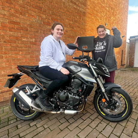 HONDA HORNET