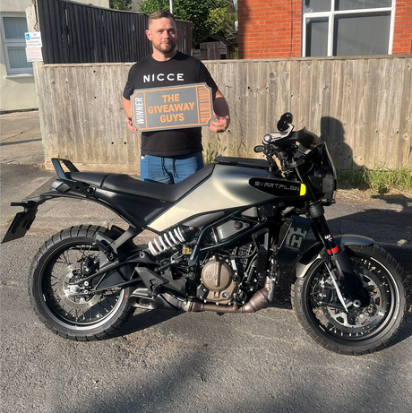 HUSQVARNA SVARTPILEN