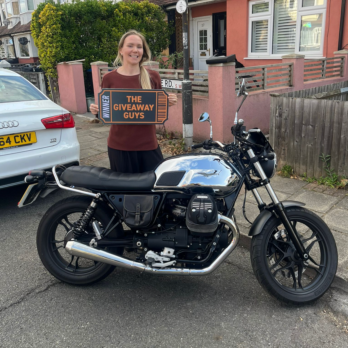 MOTO GUZZI V7