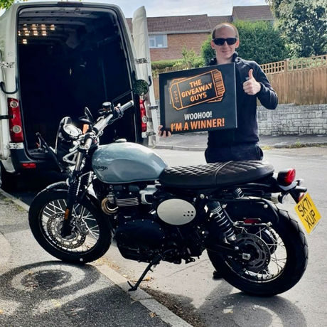 TRIUMPH SCRAMBLER 900