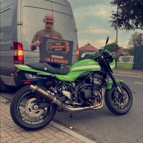 KAWASAKI Z900RS