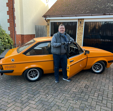 FORD ESCORT RS2000