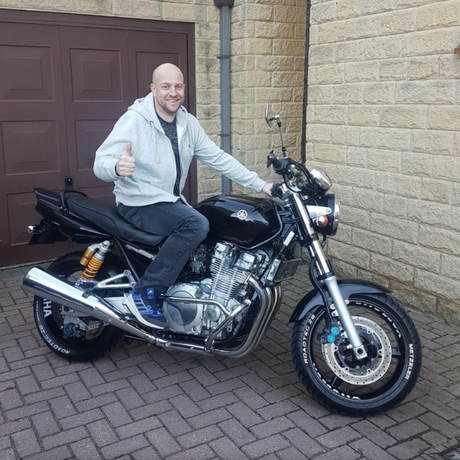 YAMAHA XJR1300