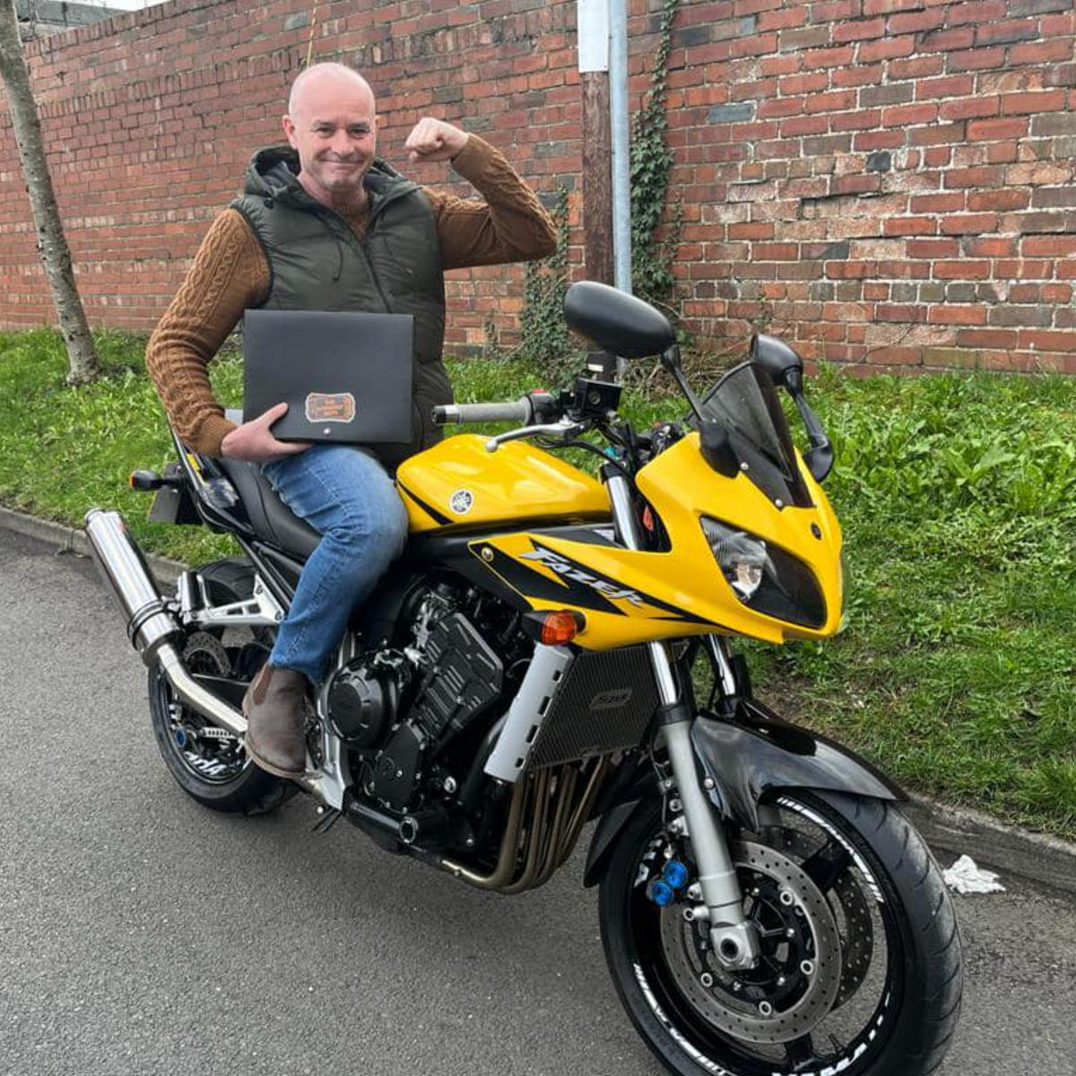 YAMAHA FAZER