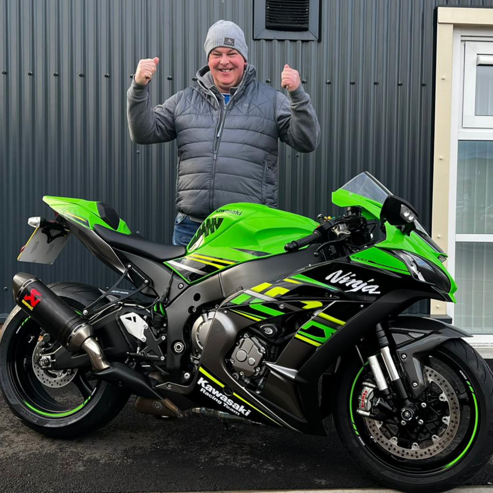 ☺︎ SOLD** Kawasaki ZX-6R (1997) — Cult Motorcycles Ltd.