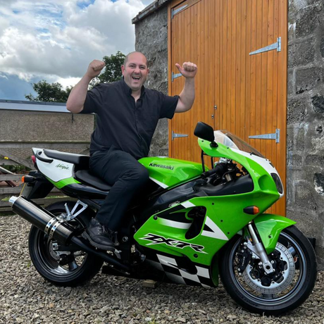 KAWASAKI ZX-7R