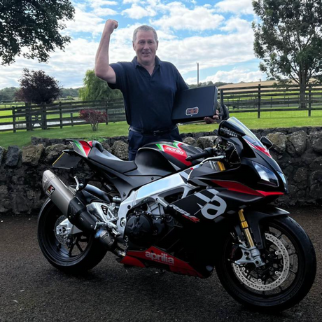 APRILIA RSV4