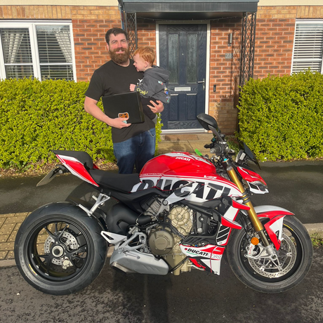 DUCATI STREET FIGHTER