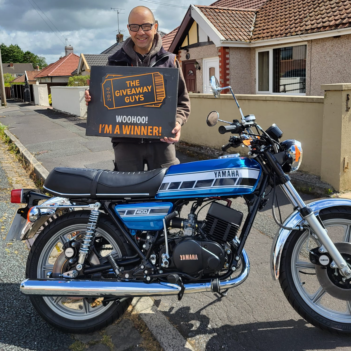 YAMAHA RD400