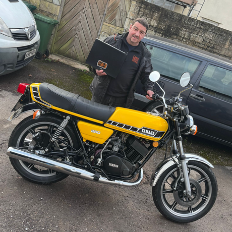 YAMAHA RD250 KENNY ROBERTS