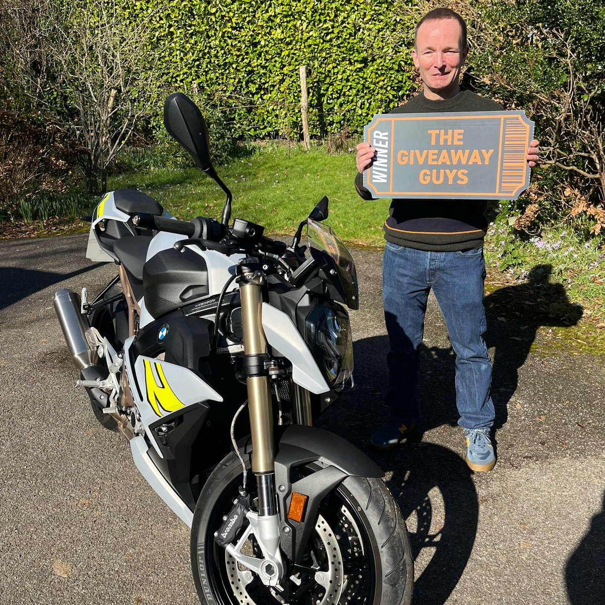 BMW S1000R